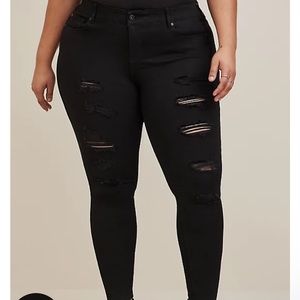 Black torrid bombshell skinny